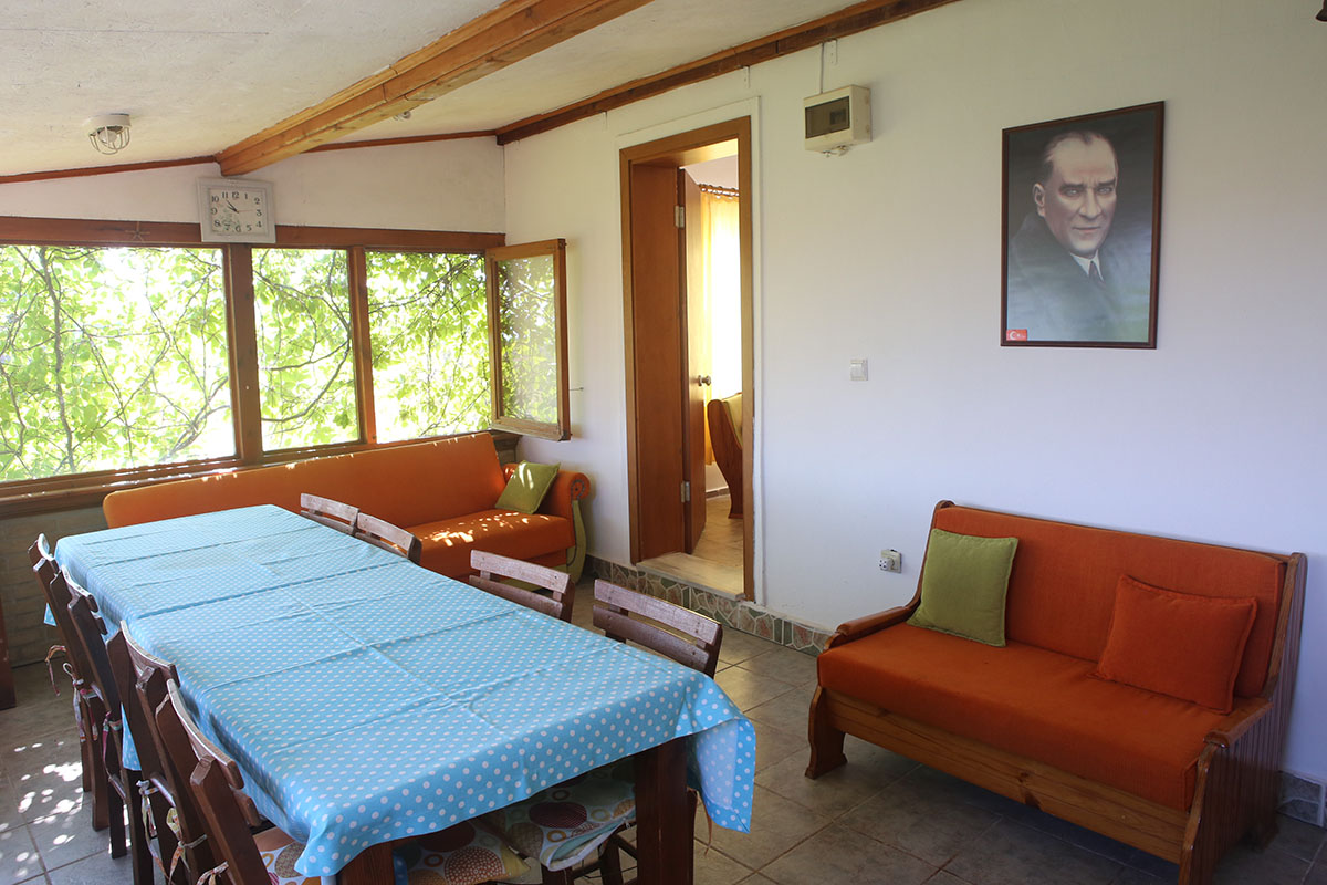 Bozcaada Denizhan Bağ Pansiyon